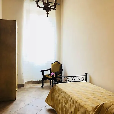Casa Vacanze La Torretta Sutri Exterior photo