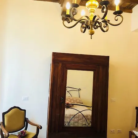 Casa Vacanze La Torretta Sutri Exterior photo